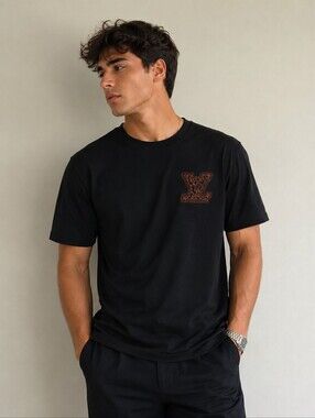 Authentic Louis Vuitton Black LV Logo T-Shirt Men’s Short Sleeve Designer Tee